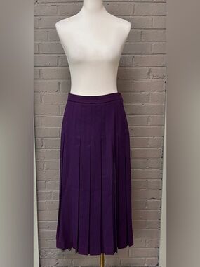 Vintage Wool Pleated Midi Skirt in Rich Purple 12